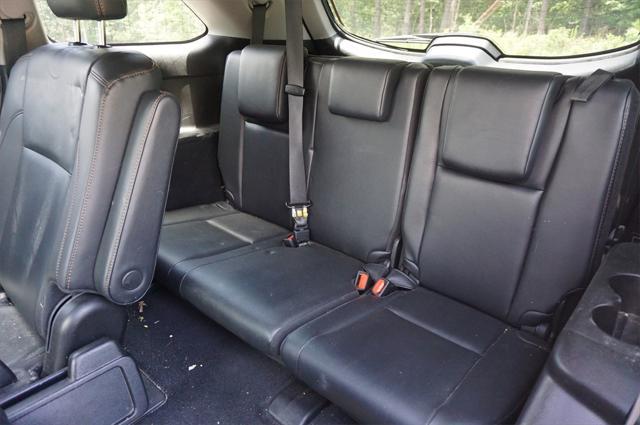 used 2019 Toyota Highlander car, priced at $29,750