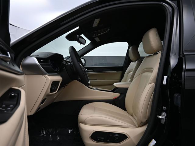 used 2023 Jeep Grand Cherokee car, priced at $33,750