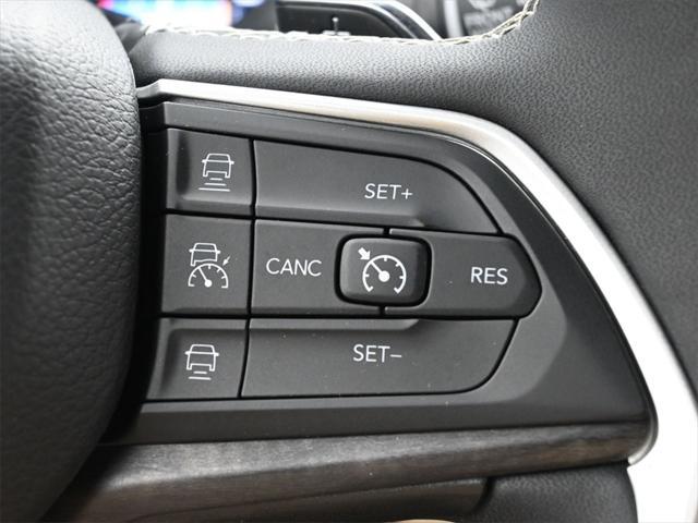 used 2023 Jeep Grand Cherokee car, priced at $33,750