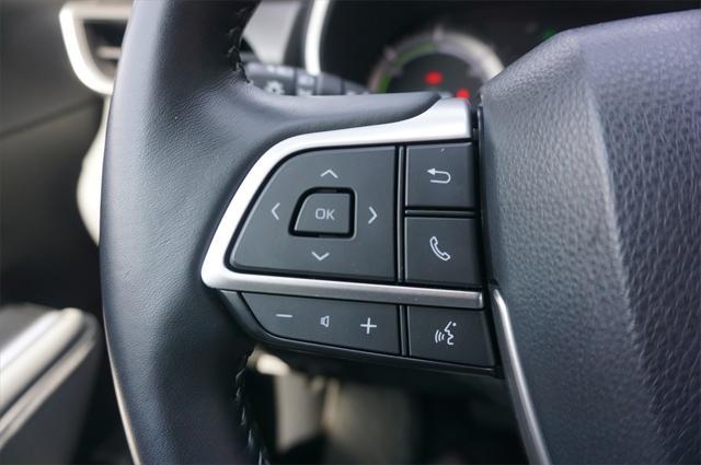 used 2022 Toyota Highlander Hybrid car, priced at $41,500