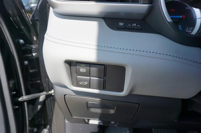 used 2022 Toyota Highlander Hybrid car, priced at $41,500