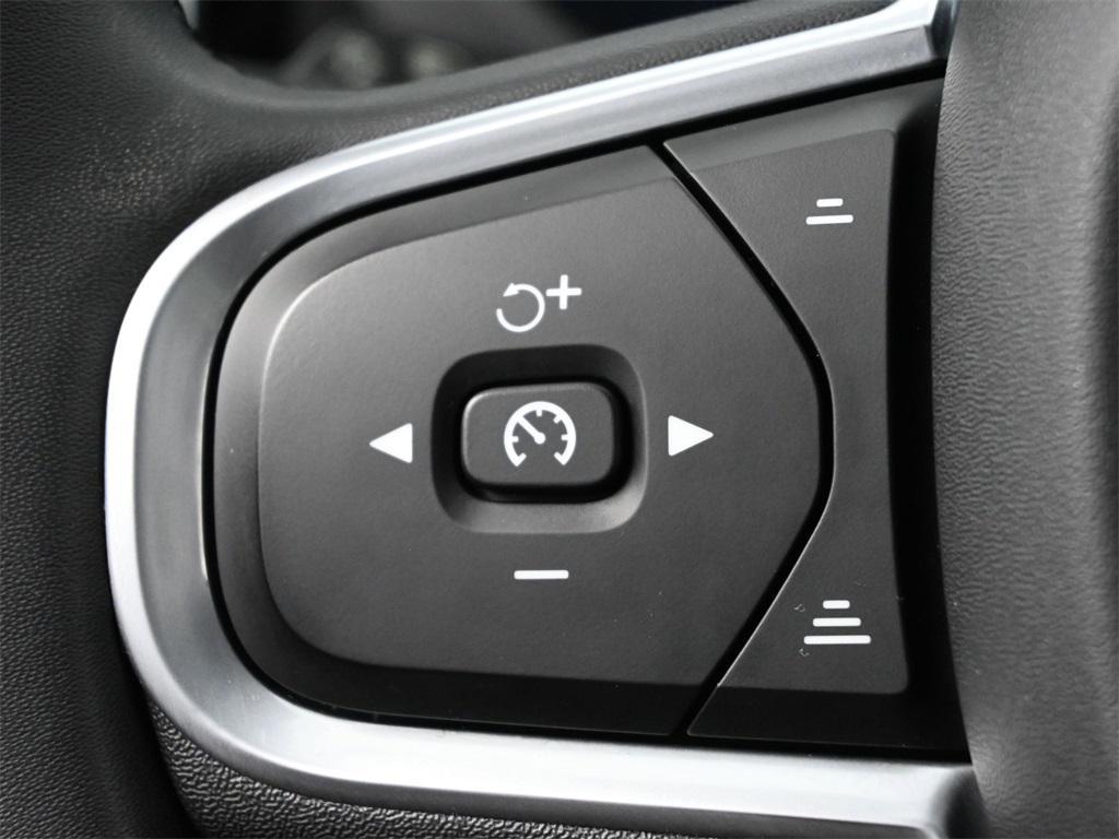 used 2022 Volvo XC60 car, priced at $30,500
