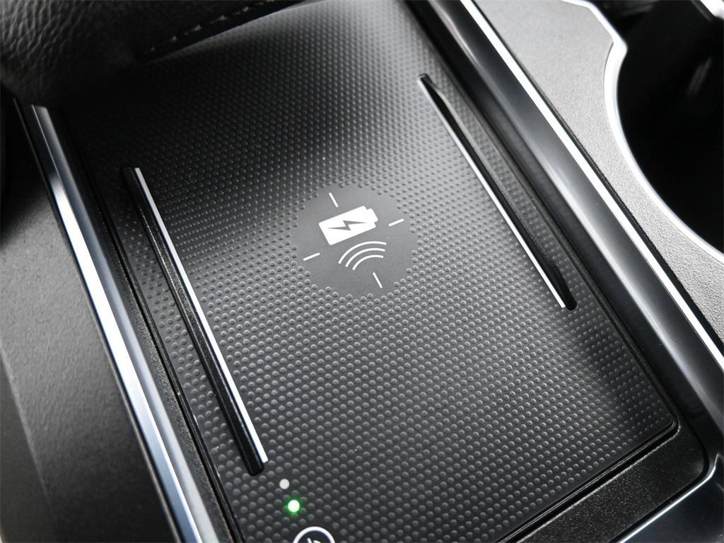 used 2024 Acura MDX car, priced at $43,000