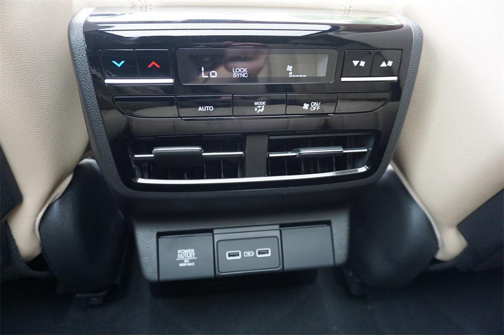 used 2024 Acura MDX car, priced at $44,000