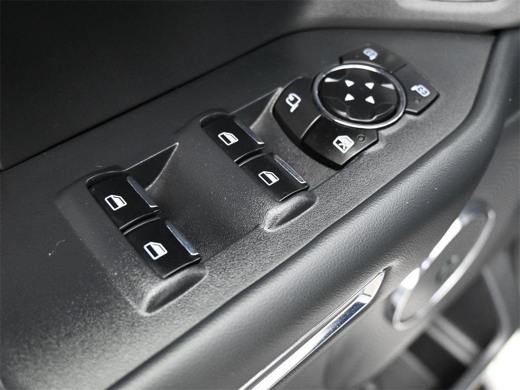 used 2023 Ford Expedition car, priced at $55,250