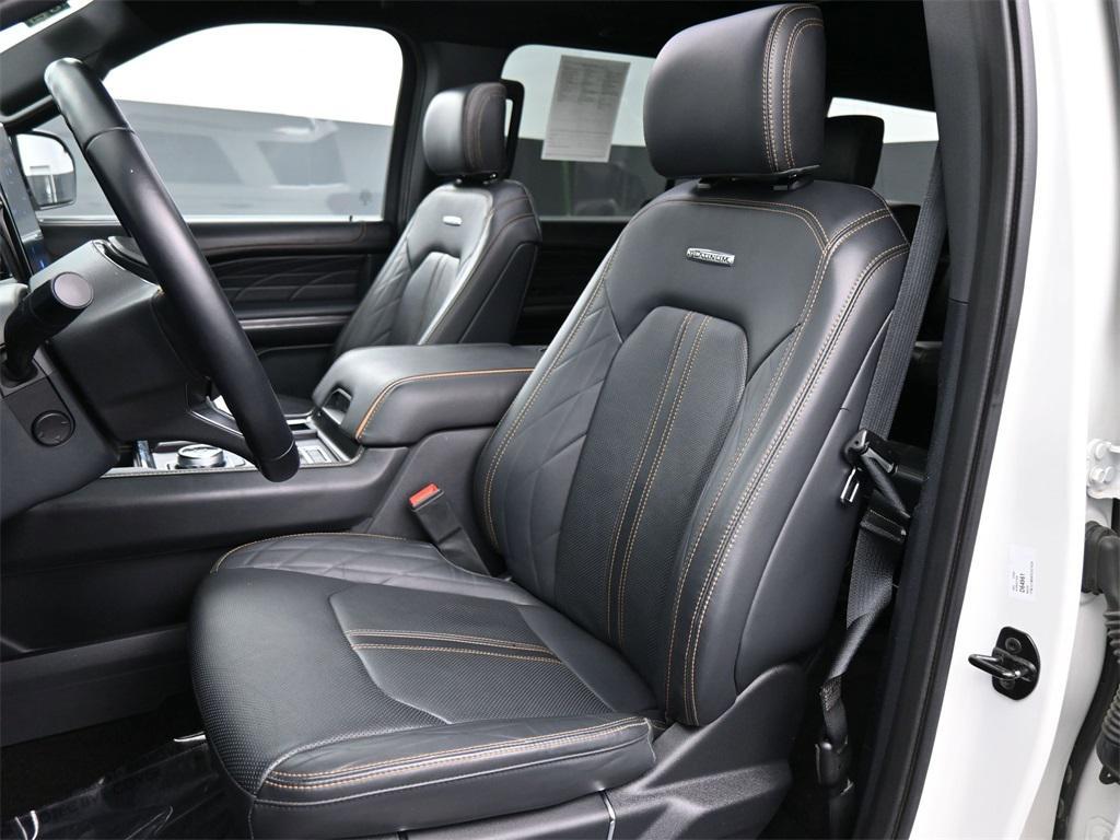 used 2023 Ford Expedition car, priced at $55,250