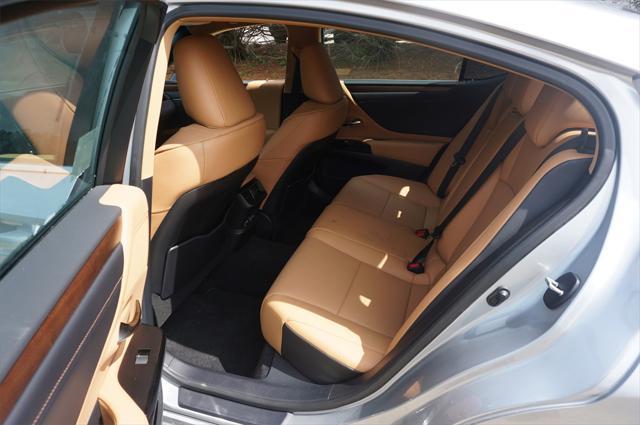 used 2024 Lexus ES 350 car, priced at $42,750