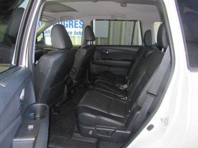 used 2022 Honda Pilot car, priced at $30,997