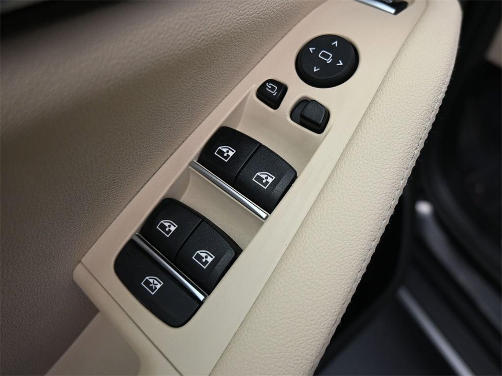 used 2022 BMW X5 car, priced at $37,250