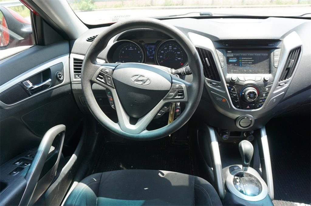 used 2013 Hyundai Veloster car