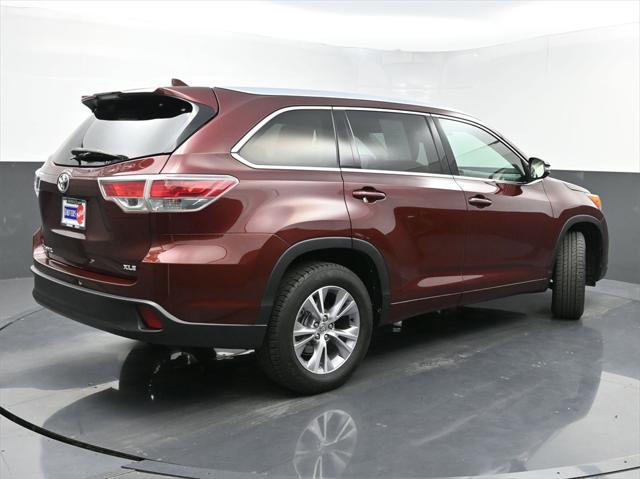 used 2015 Toyota Highlander car, priced at $17,671