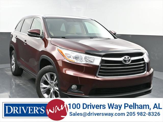 used 2015 Toyota Highlander car, priced at $17,671