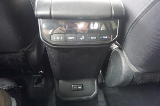 used 2022 Toyota Highlander car, priced at $34,700