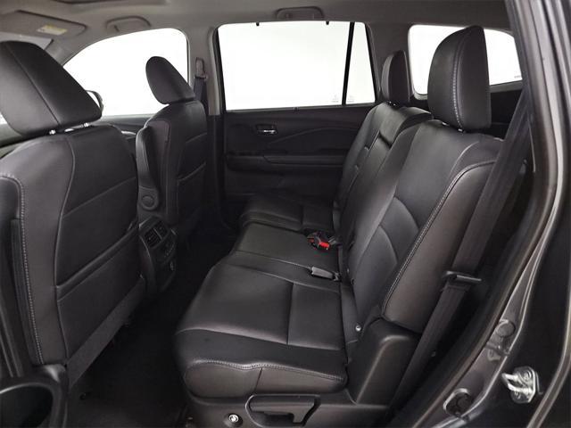 used 2022 Honda Pilot car, priced at $33,997