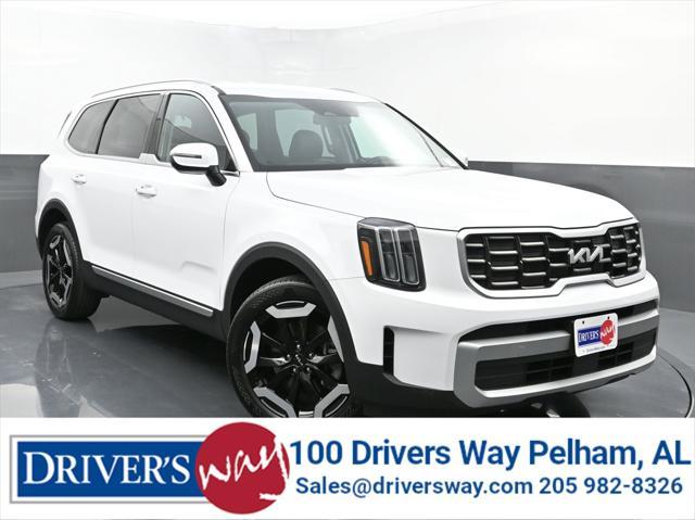 used 2023 Kia Telluride car, priced at $35,259