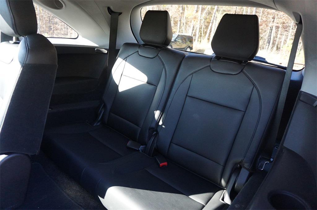 used 2016 Acura MDX car, priced at $11,000