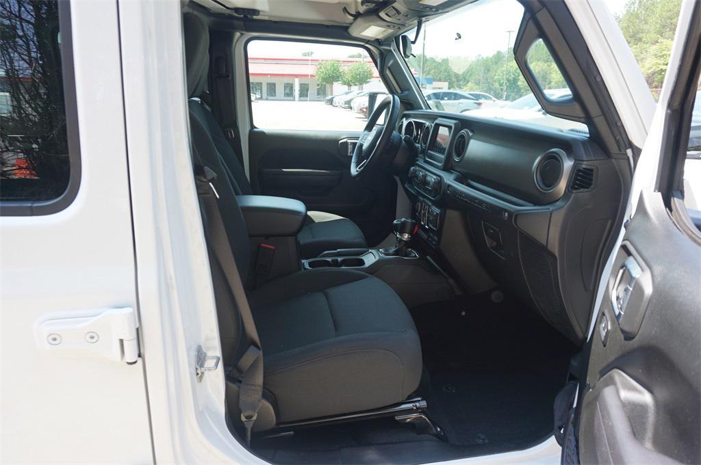 used 2022 Jeep Wrangler Unlimited car, priced at $30,000