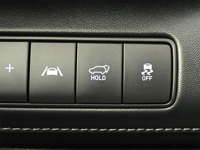 used 2023 Hyundai Santa Fe car, priced at $27,000