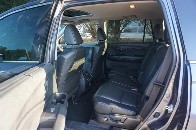 used 2022 Honda Pilot car, priced at $30,000