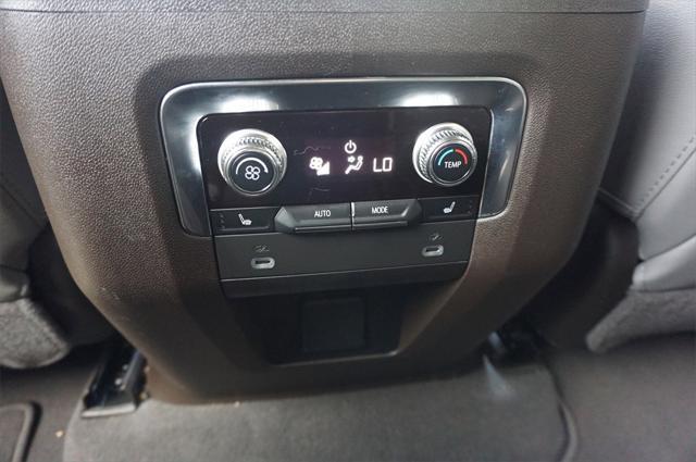 used 2022 GMC Yukon XL car, priced at $46,500