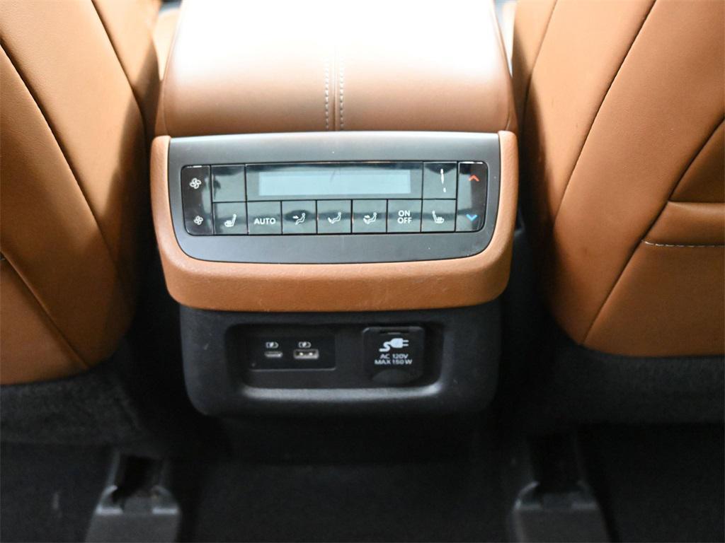 used 2022 Nissan Pathfinder car, priced at $34,000