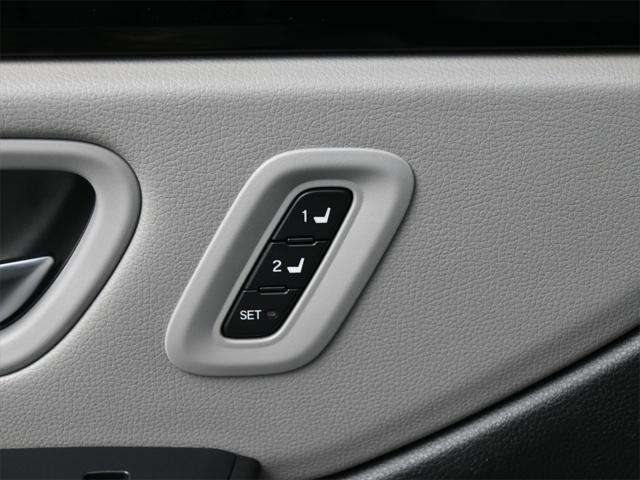 used 2023 Honda Pilot car, priced at $34,250