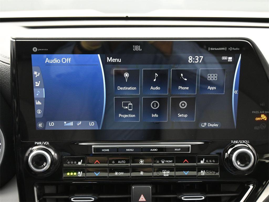 used 2021 Toyota Highlander car, priced at $33,000