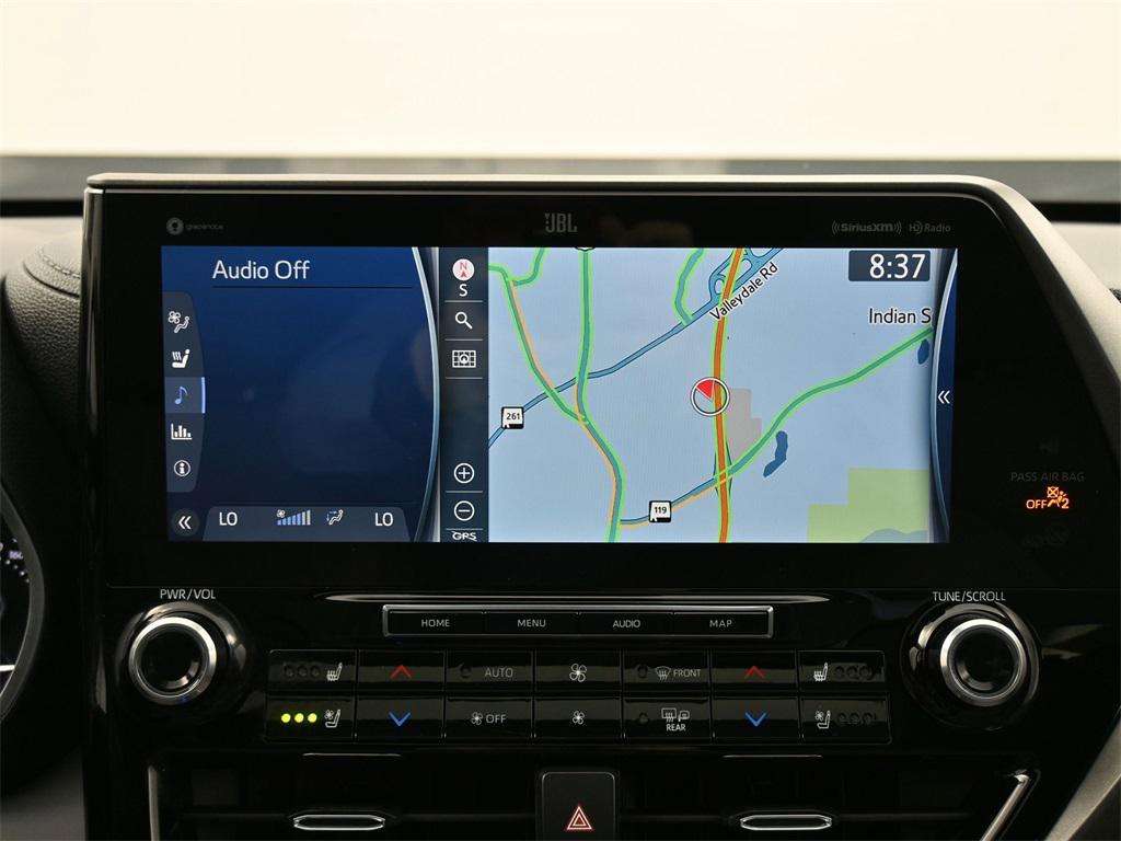 used 2021 Toyota Highlander car, priced at $33,000