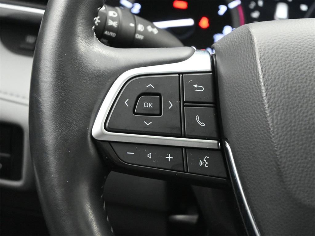 used 2021 Toyota Highlander car, priced at $33,000