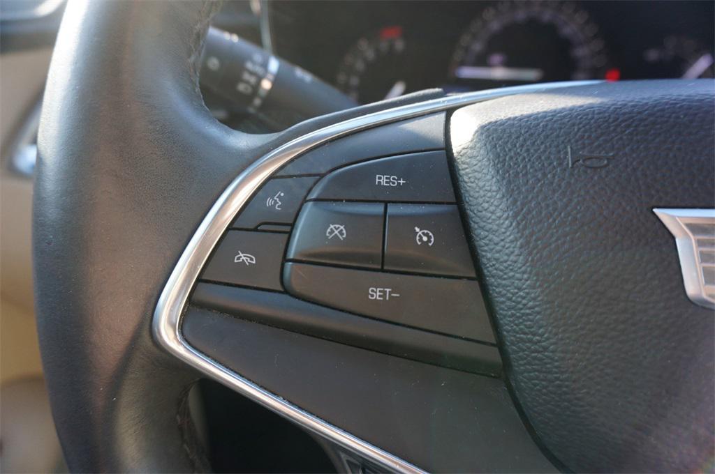 used 2017 Cadillac XT5 car, priced at $13,250