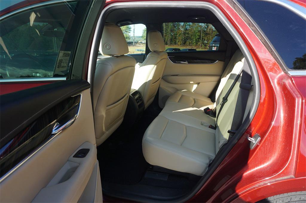 used 2017 Cadillac XT5 car, priced at $13,250