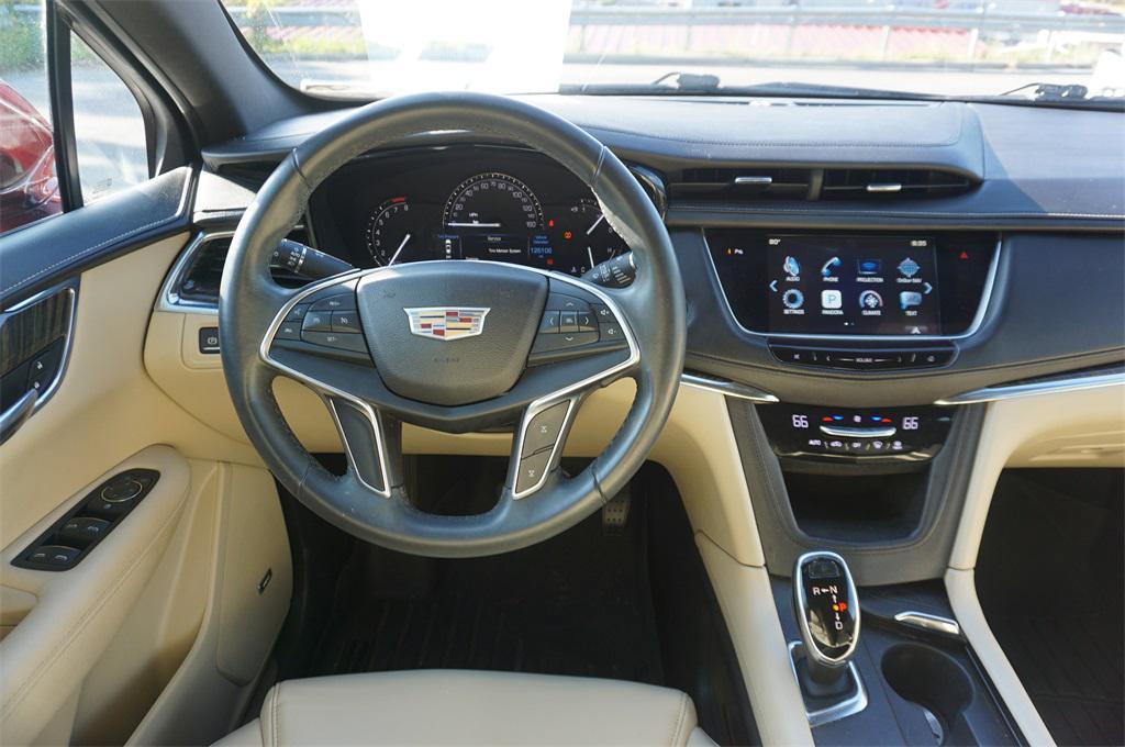 used 2017 Cadillac XT5 car, priced at $13,250