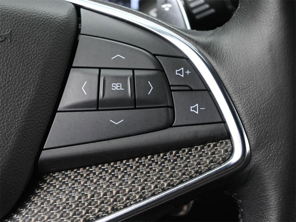 used 2022 Cadillac XT5 car, priced at $35,000