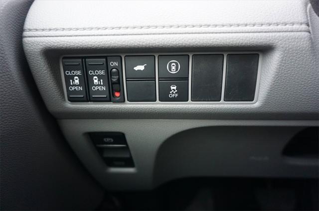 used 2024 Honda Odyssey car, priced at $40,750