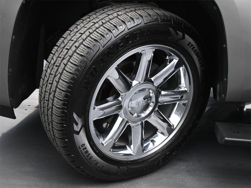 used 2012 GMC Yukon car, priced at $14,500