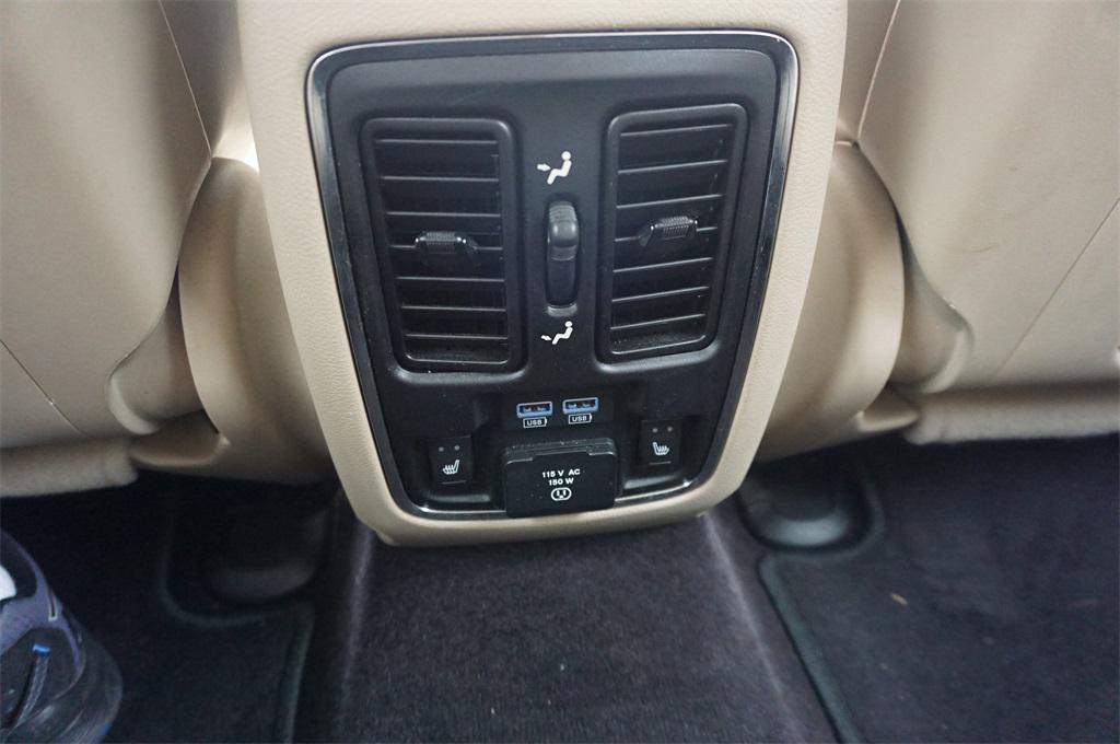 used 2017 Jeep Grand Cherokee car, priced at $13,500