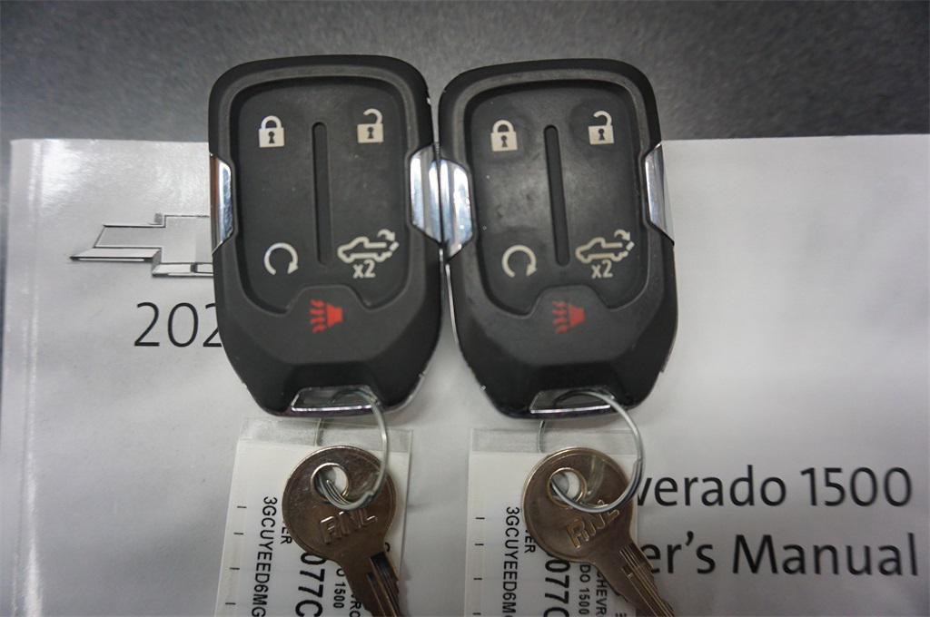 used 2021 Chevrolet Silverado 1500 car, priced at $30,000