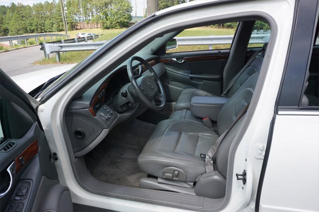 used 2003 Cadillac DeVille car, priced at $6,000