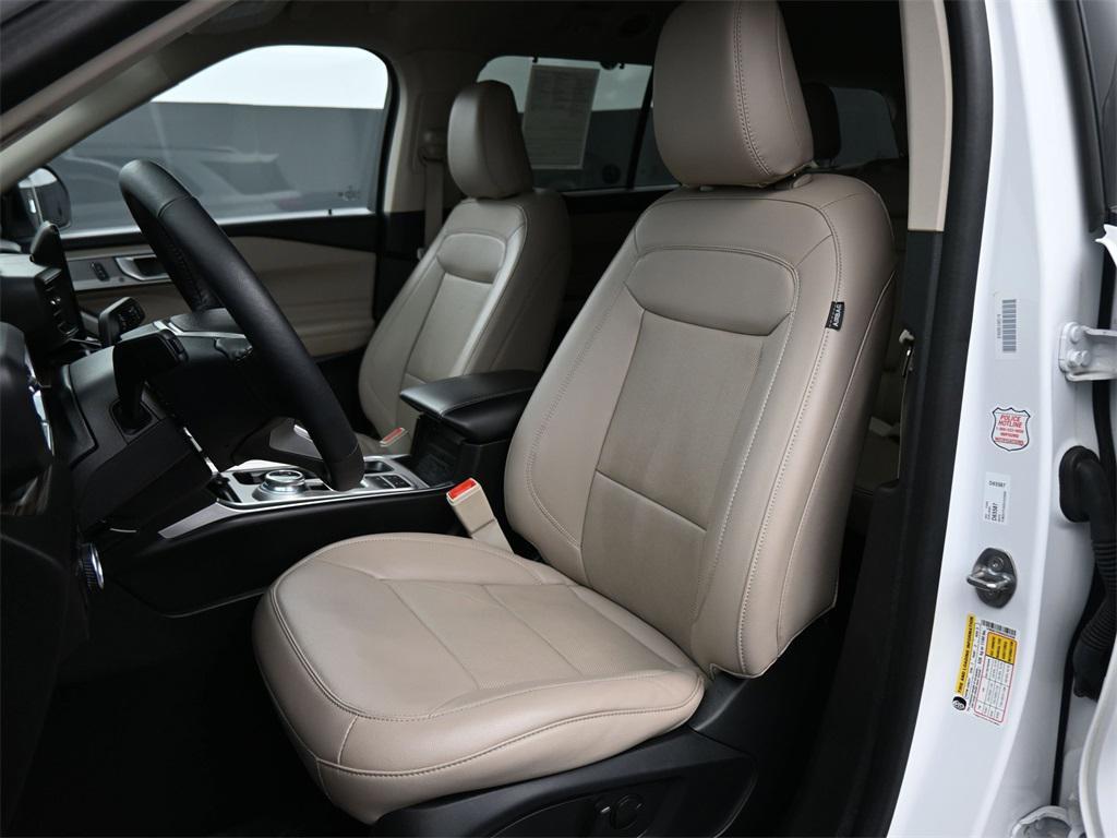 used 2024 Ford Explorer car, priced at $31,250