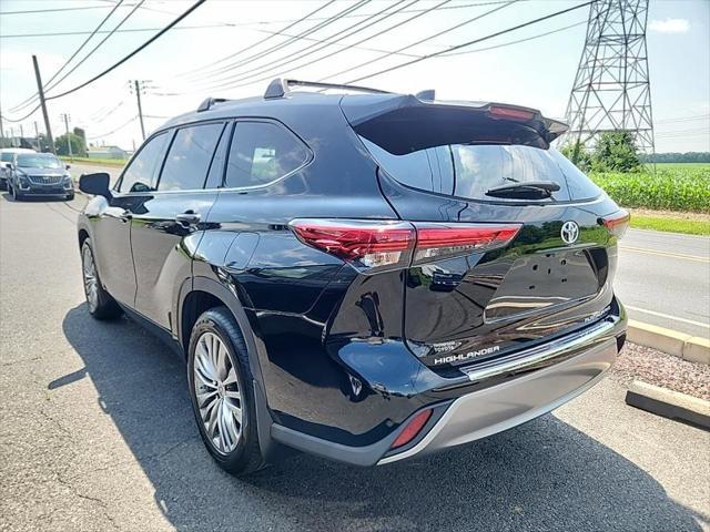 used 2022 Toyota Highlander car