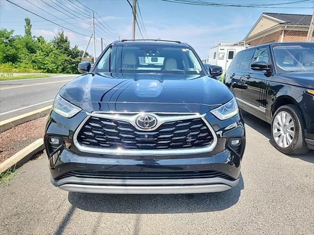 used 2022 Toyota Highlander car