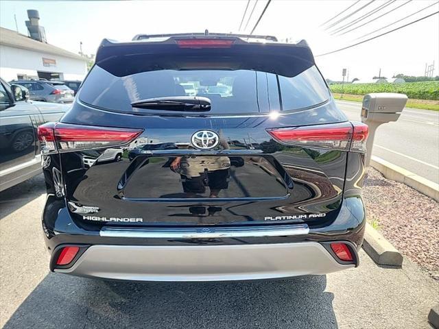 used 2022 Toyota Highlander car