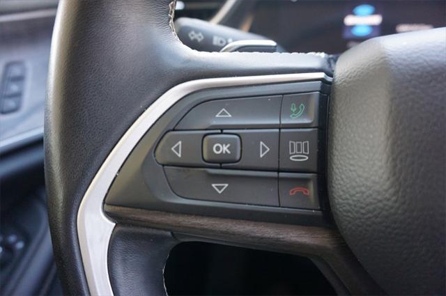 used 2022 Jeep Grand Cherokee car, priced at $33,525