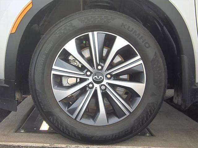 used 2023 INFINITI QX60 car, priced at $35,000