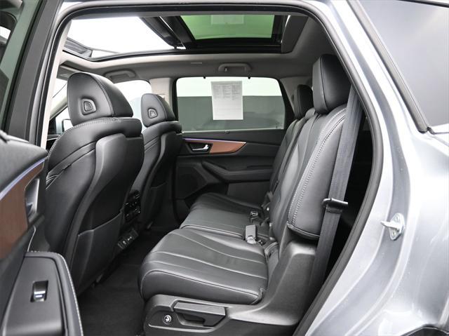 used 2022 Acura MDX car, priced at $41,797