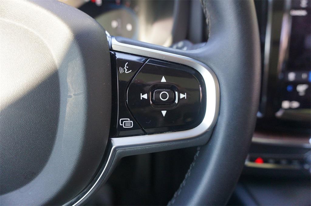 used 2023 Volvo XC60 car, priced at $35,000
