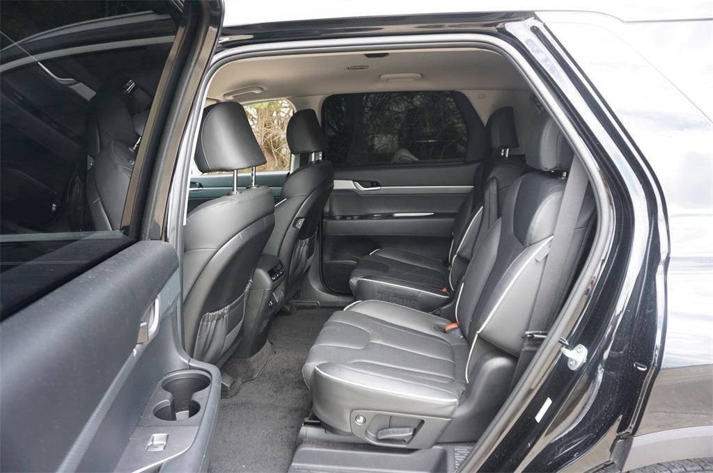 used 2023 Hyundai Palisade car, priced at $34,000