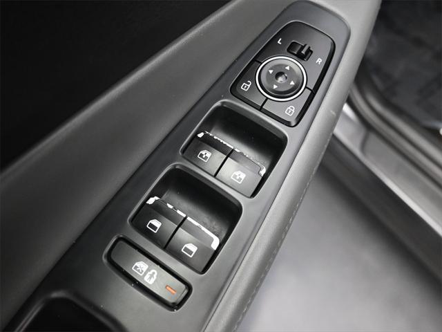used 2022 Hyundai Santa Fe car, priced at $25,250