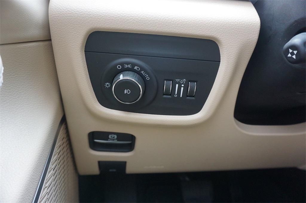 used 2021 Jeep Grand Cherokee L car, priced at $28,750