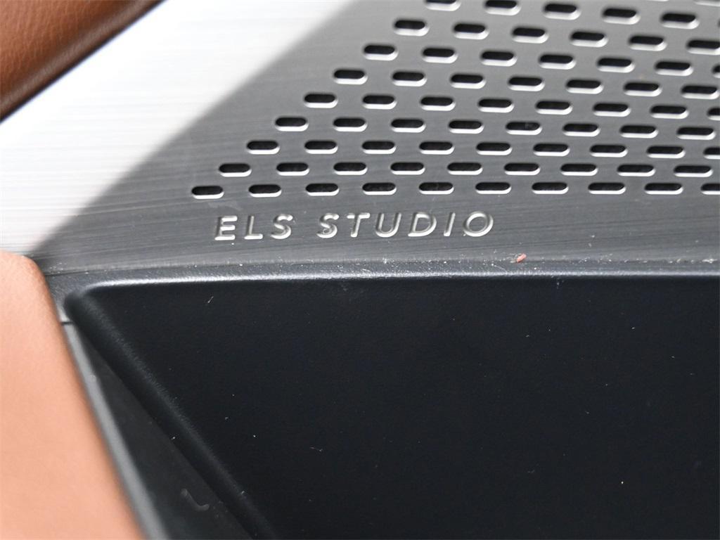 used 2023 Acura MDX car, priced at $41,500